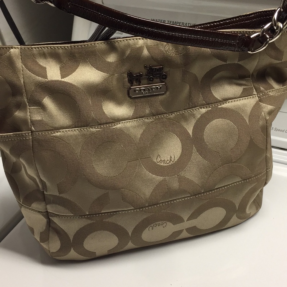 Coach purse Final Sale